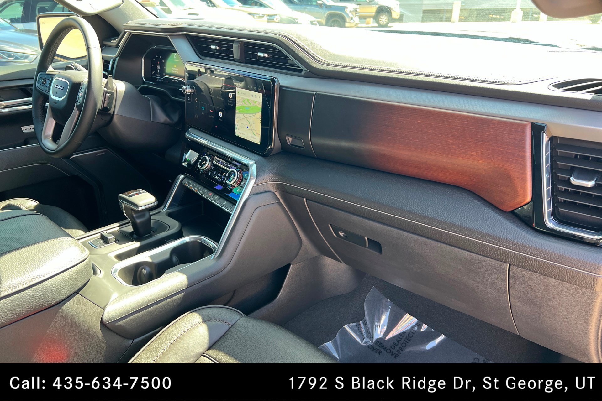 Used 2025 GMC Sierra 1500 Denali w/ Denali Reserve Package AWD/4WD image 23