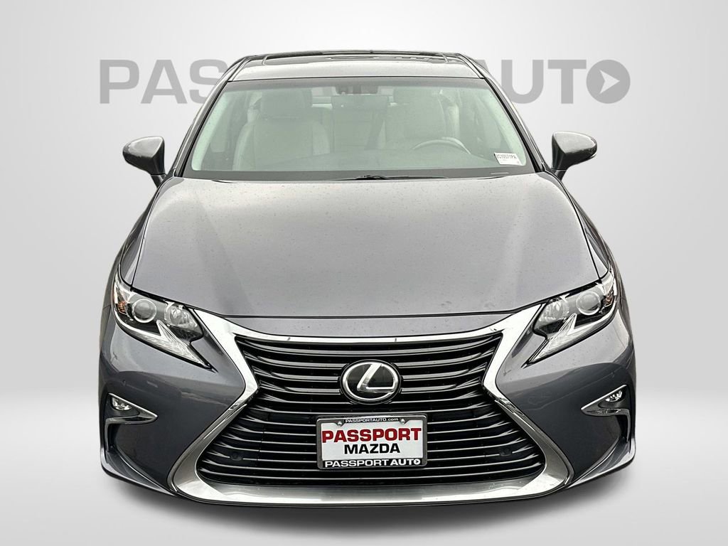 Used 2016 Lexus ES 350 350 w/ Navigation System Package image 7