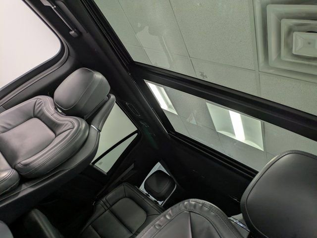 Used 2022 Lincoln Navigator Reserve image 19