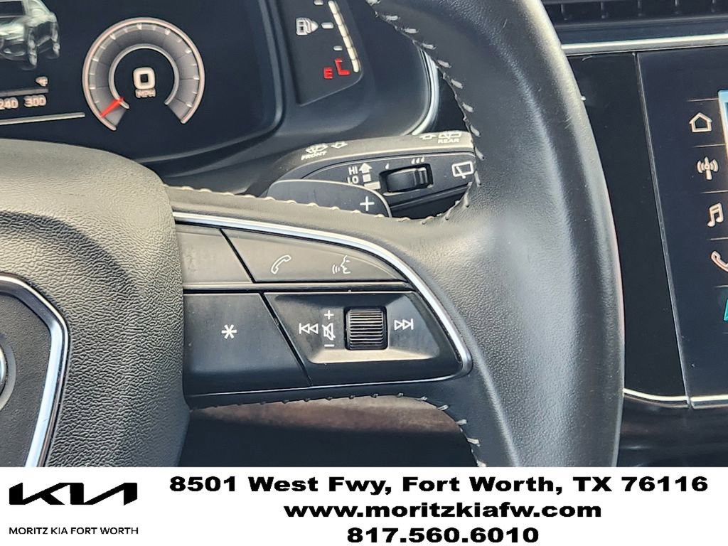 Used 2020 Audi Q8 Premium AWD/4WD image 28