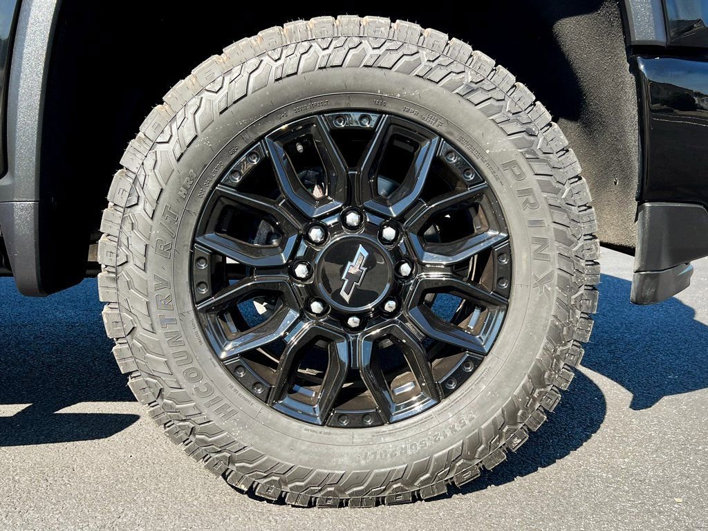 Used 2023 Chevrolet Silverado 2500 High Country image 16