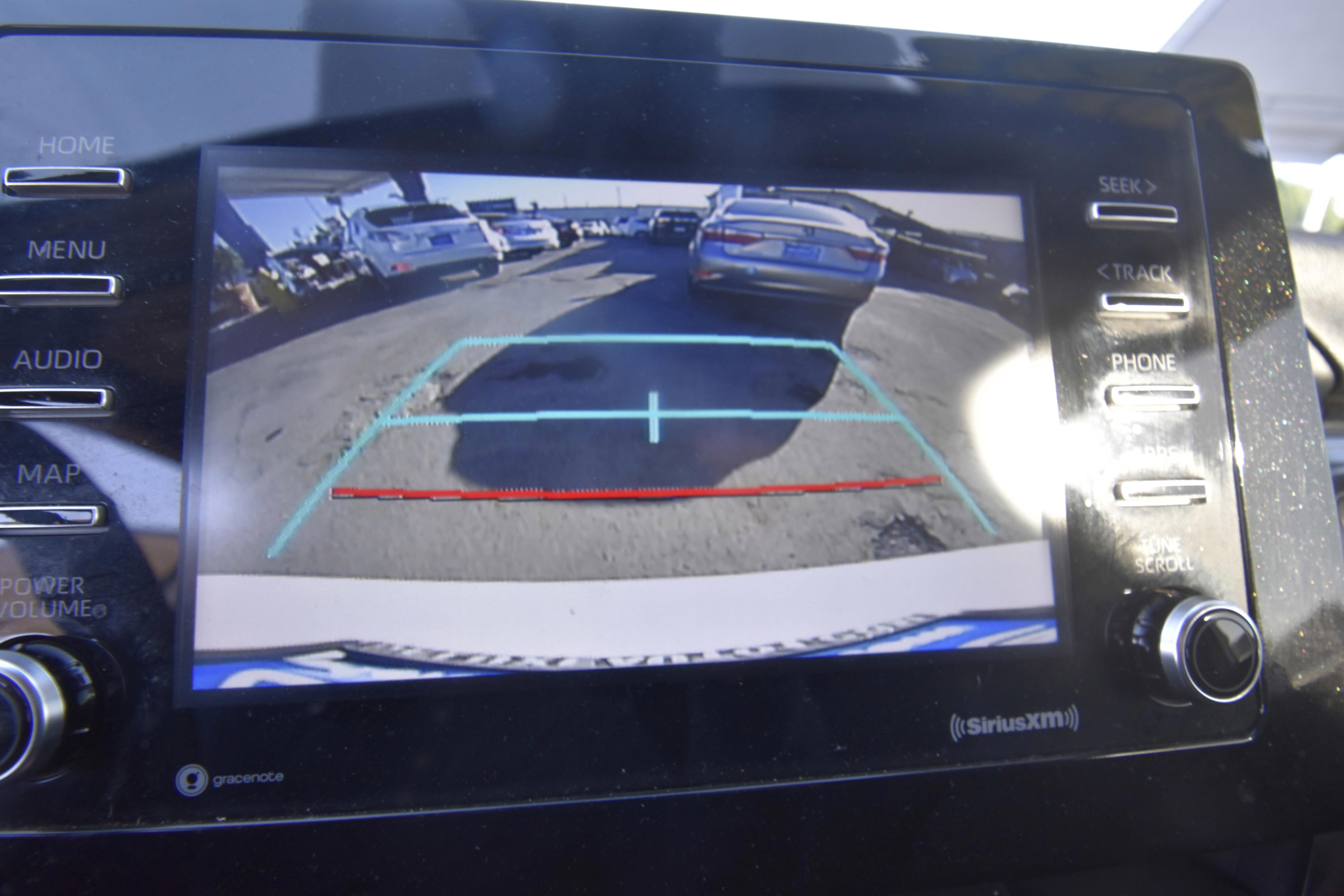 Used 2023 Toyota Camry SE image 12