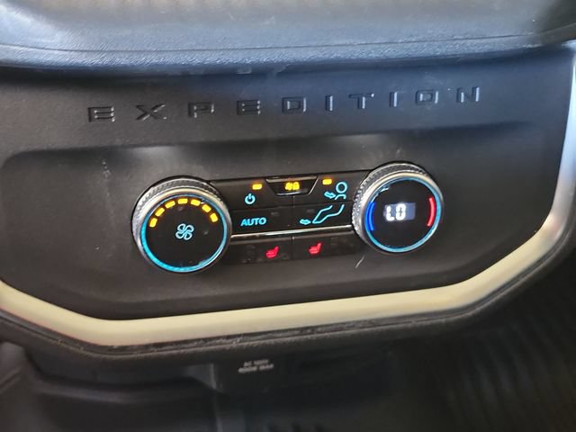Used 2025 Ford Expedition Tremor AWD/4WD image 18