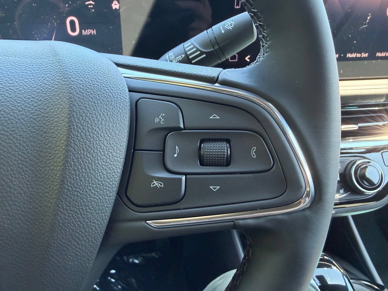 New 2026 Buick Envista Sport Touring w/ Convenience I Package FWD image 28