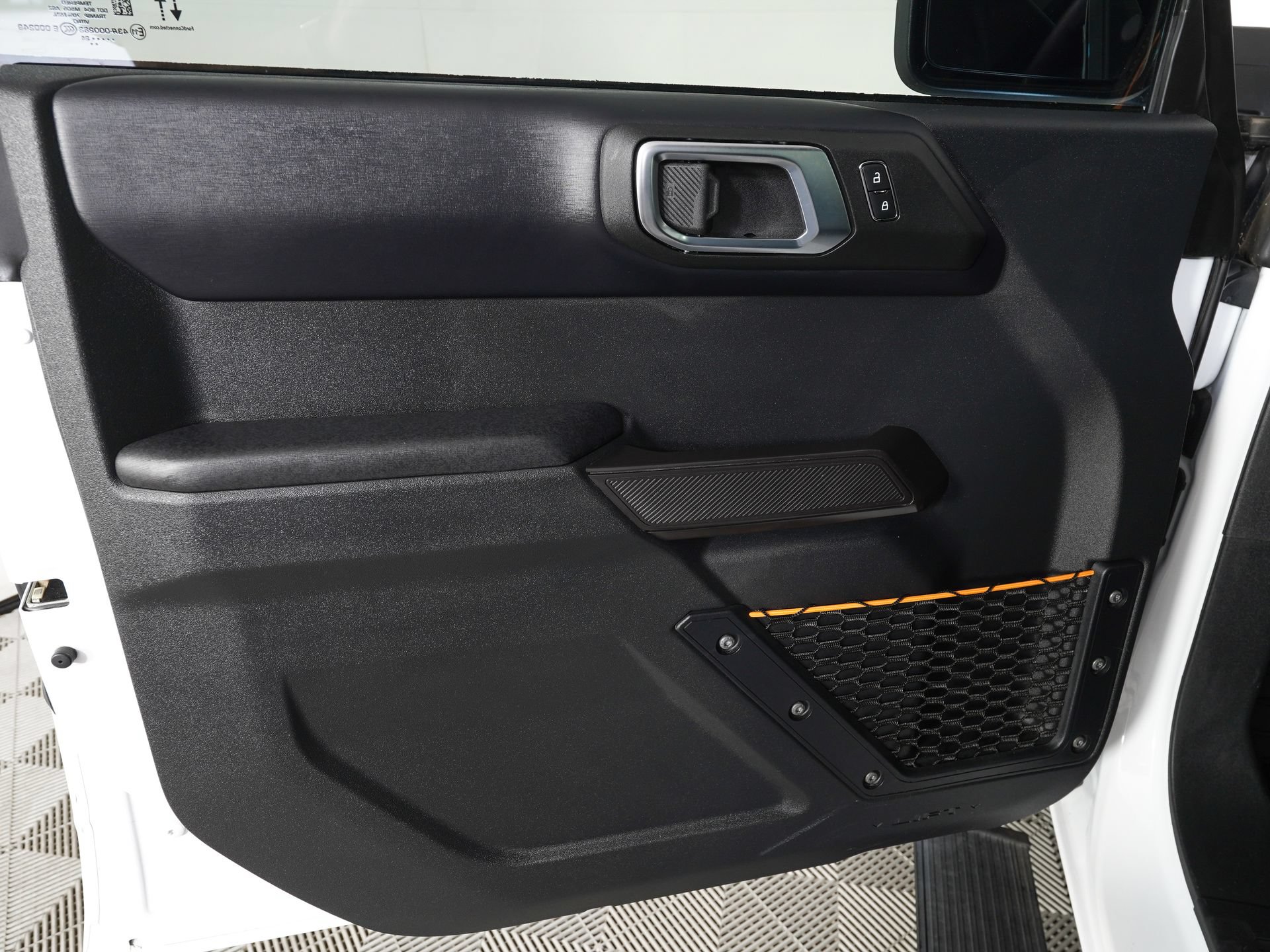 Used 2024 Ford Bronco Badlands AWD/4WD image 9