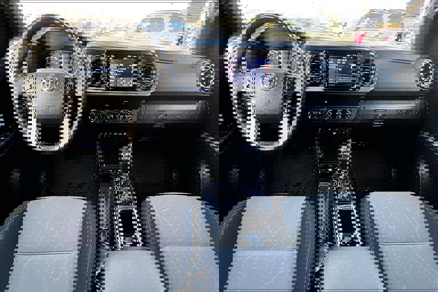 Used 2020 Toyota Tacoma TRD Off-Road w/ Technology Package image 14