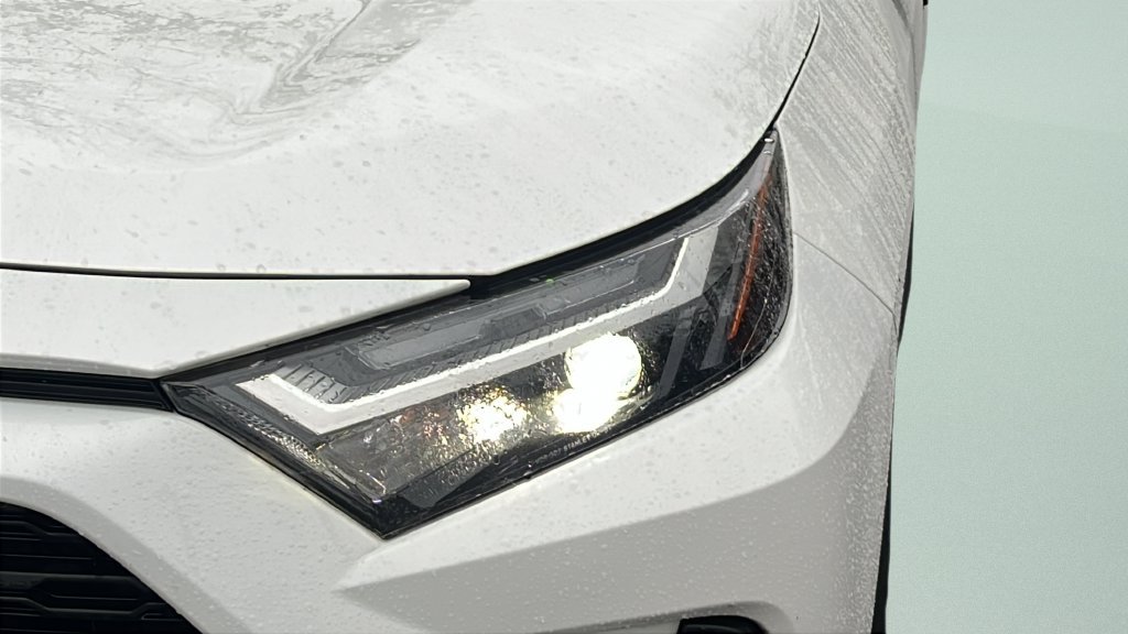 Certified 2024 Toyota RAV4 XLE AWD/4WD image 25
