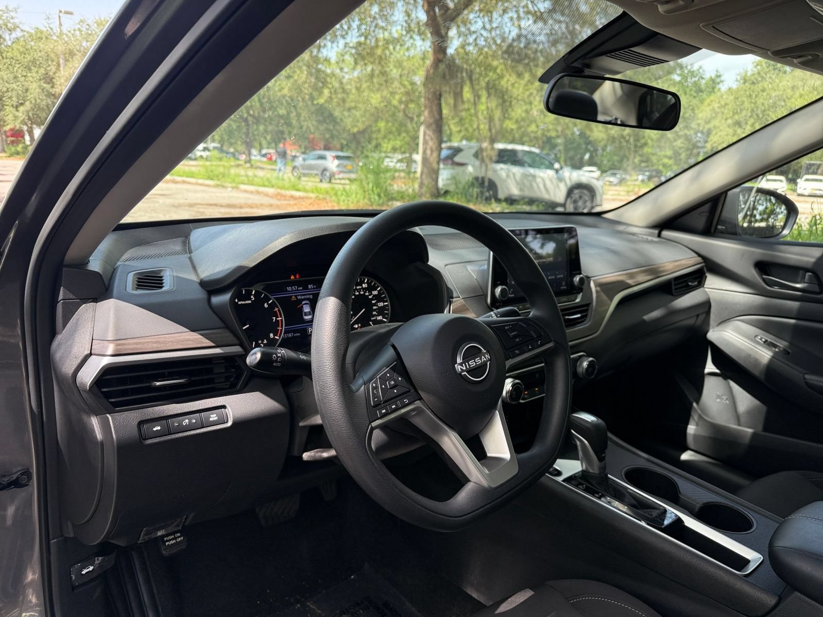 Used 2026 Nissan Altima 2.5 SV FWD image 30