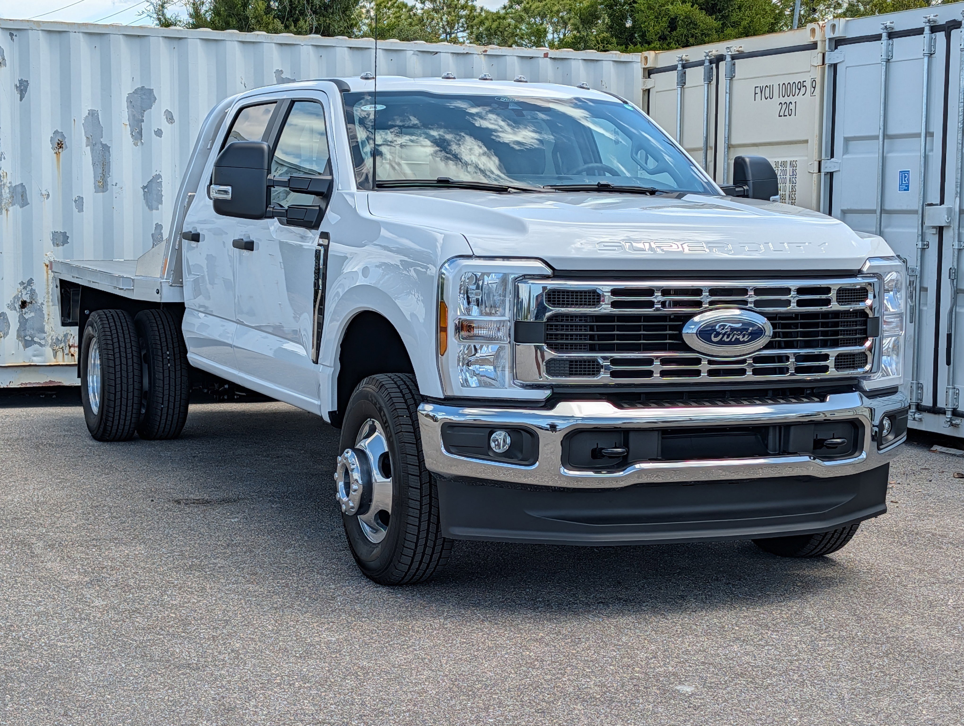 New 2026 Ford F350 XL w/ XL Chrome Package AWD/4WD image 22