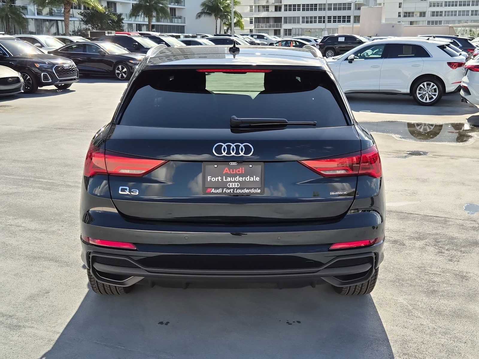 Used 2025 Audi Q3 2.0T Premium w/ Convenience Package image 5