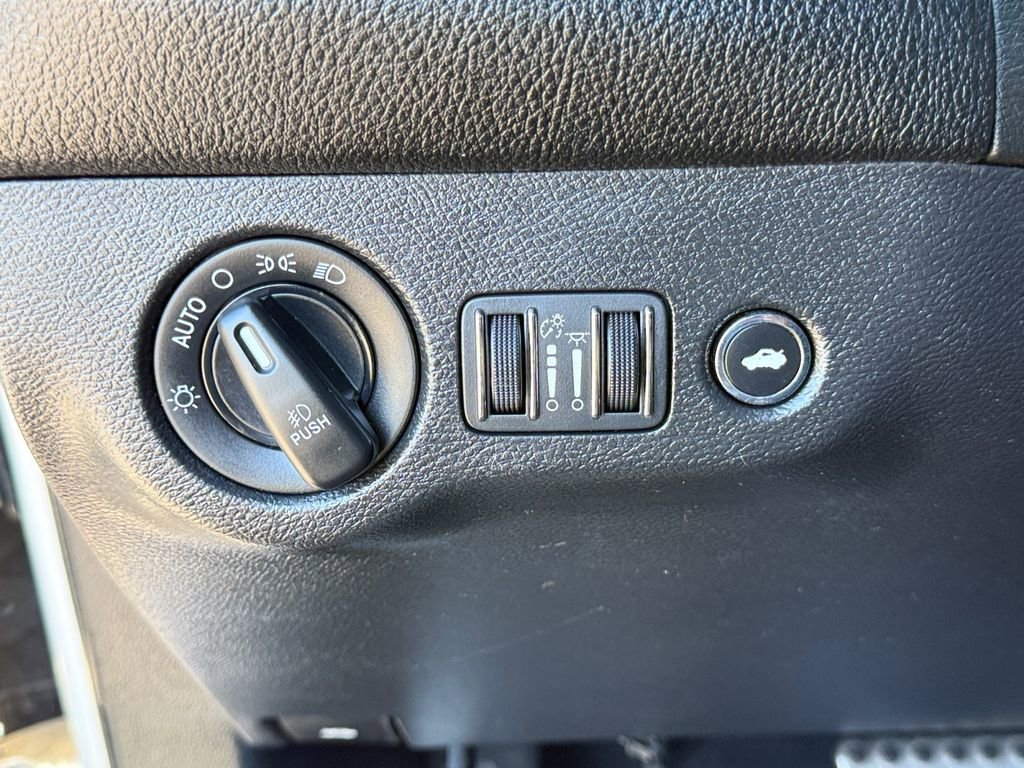 Used 2019 Dodge Challenger R/T Scat Pack w/ Dynamics Package image 21