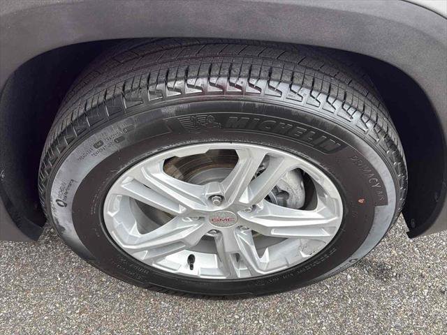 Used 2021 GMC Terrain SLE image 12