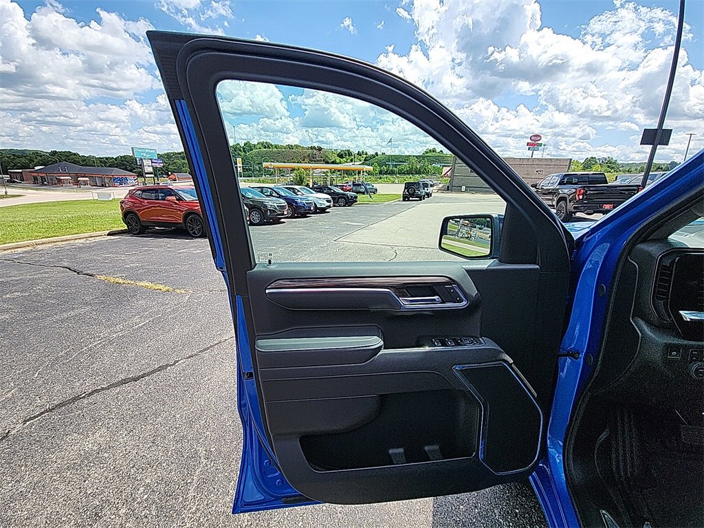 New 2025 Chevrolet Silverado 1500 RST w/ Z71 Off-Road Package image 13