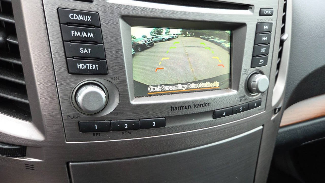Used 2013 Subaru Outback 2.5i Limited w/ Moonroof Pkg AWD/4WD image 46