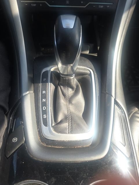 Used 2013 Ford Fusion Titanium w/ Titanium Driver Assist Pkg FWD image 31