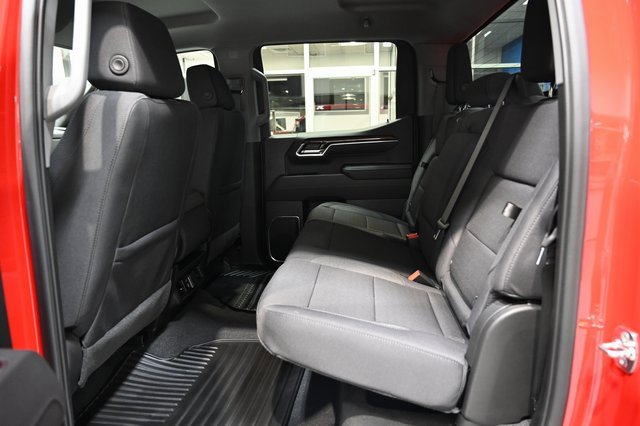 New 2026 GMC Sierra 1500 Elevation image 14