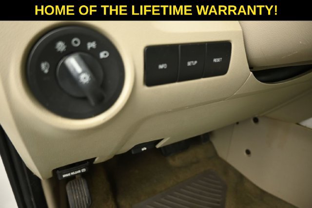 Used 2008 Mercury Mariner 2WD Hybrid image 16