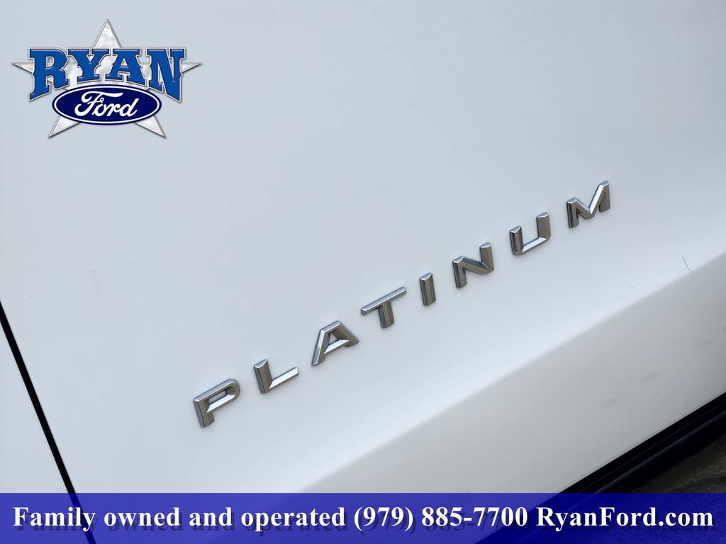 Certified 2025 Ford Expedition Max Platinum AWD/4WD image 8