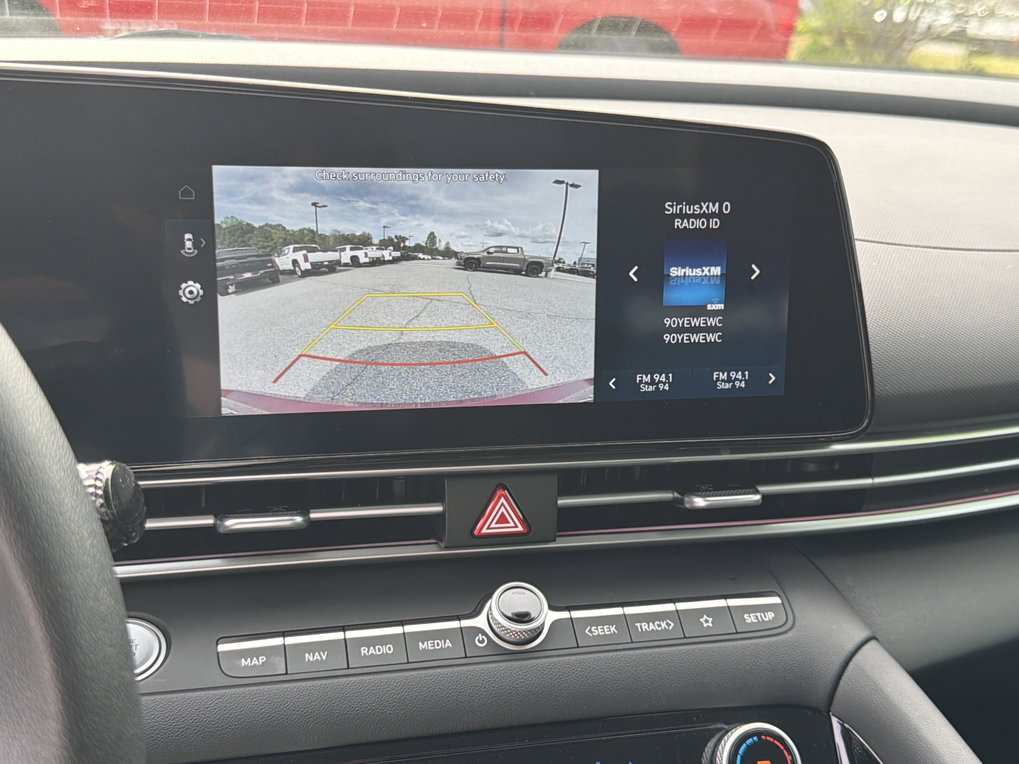 Used 2024 Hyundai Elantra Blue image 7