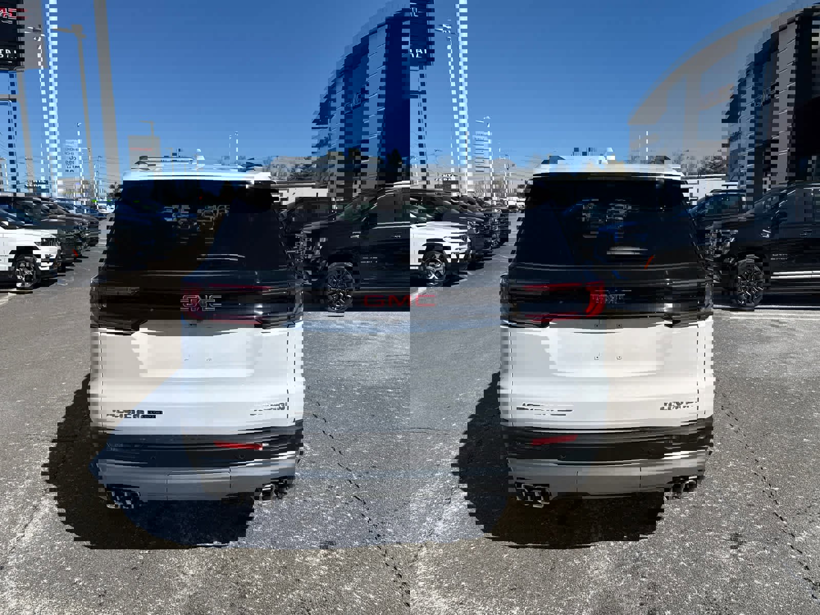 New 2026 GMC Acadia Elevation image 6