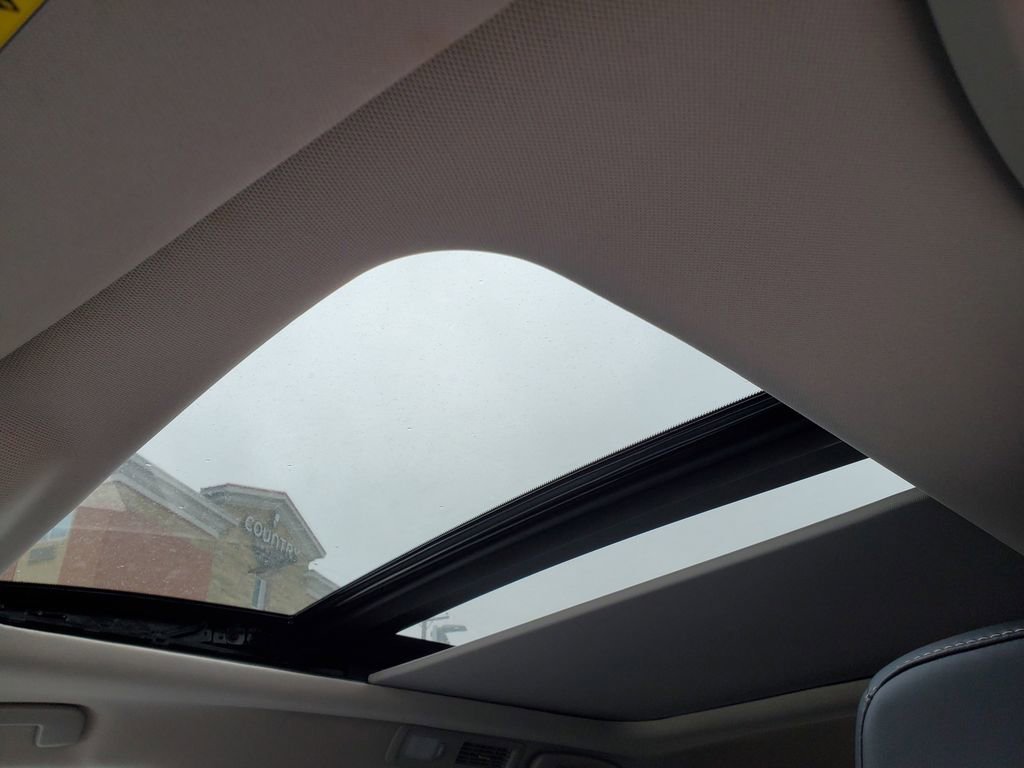 Used 2023 Nissan Pathfinder Platinum image 20