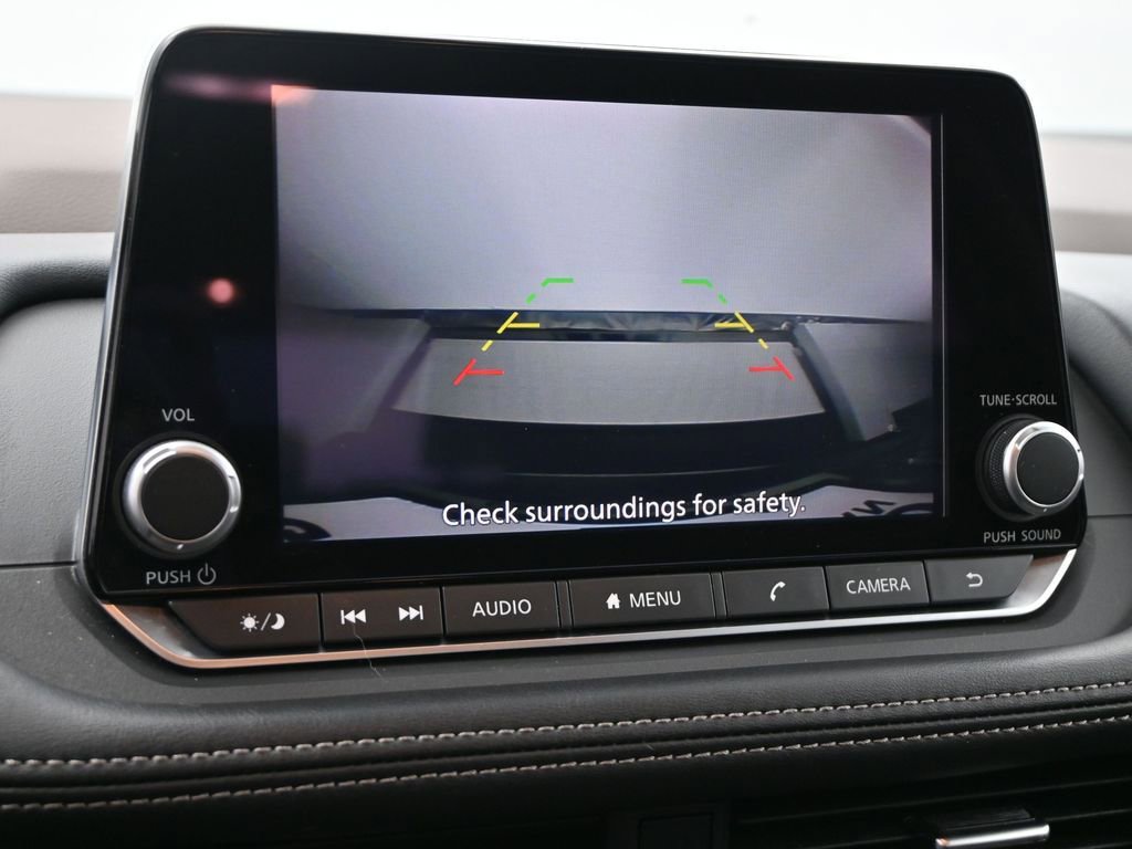 Used 2023 Nissan Rogue SV image 19