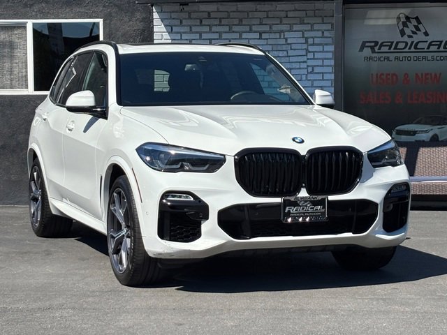 Used 2021 BMW X5 sDrive40i w/ M Sport Package image 3