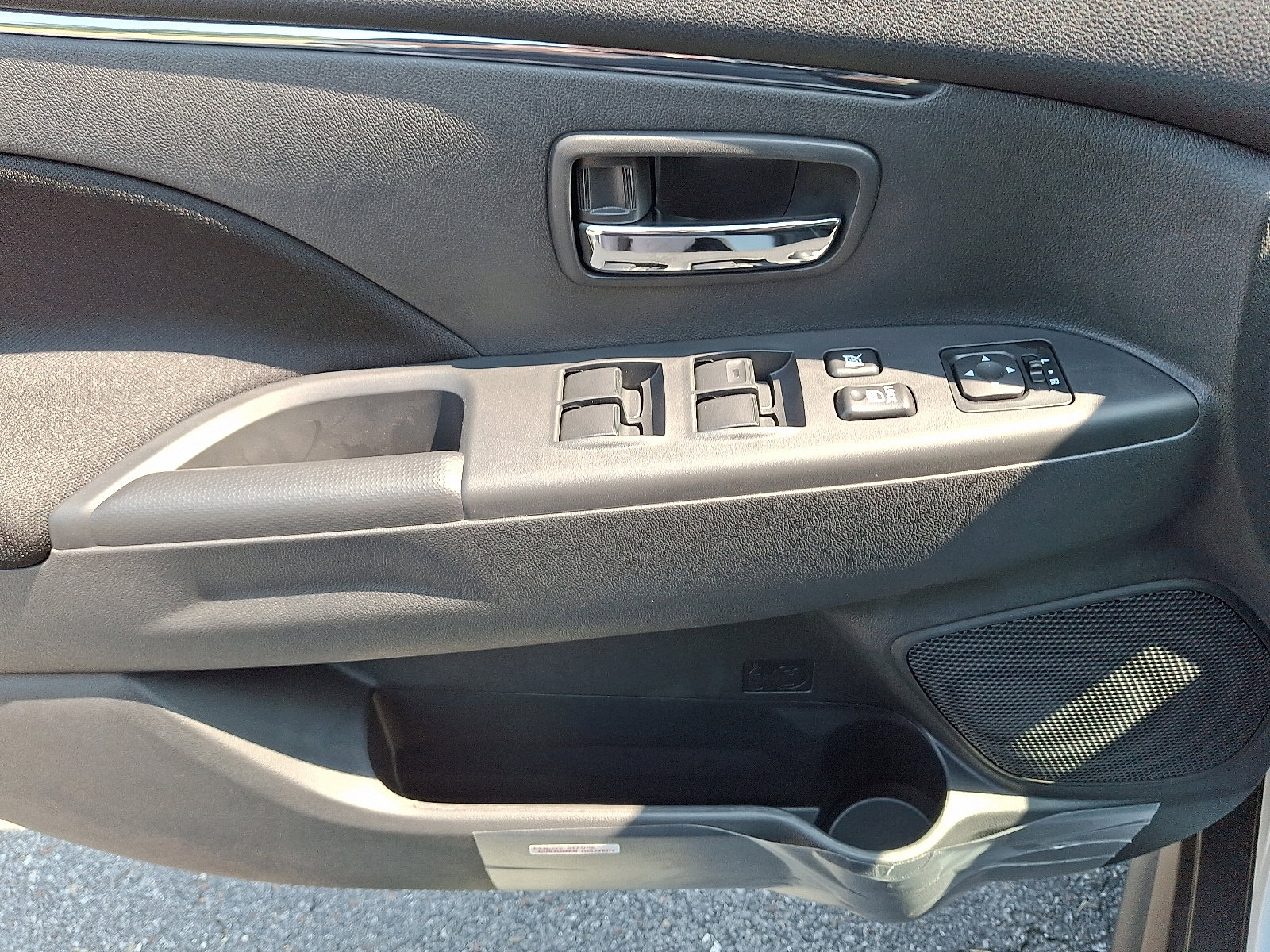 New 2025 Mitsubishi Outlander Sport ES image 12