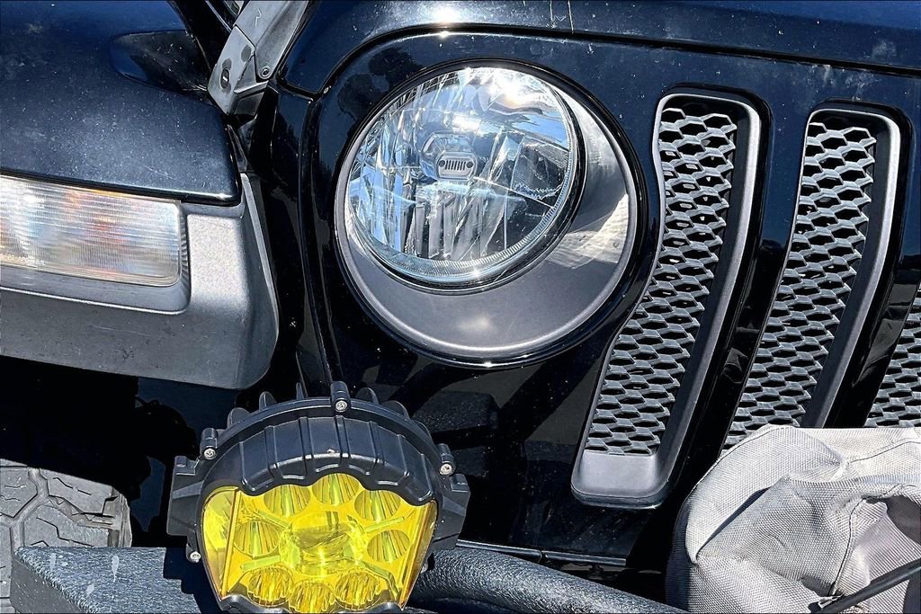 Certified 2021 Jeep Wrangler Unlimited Rubicon image 28