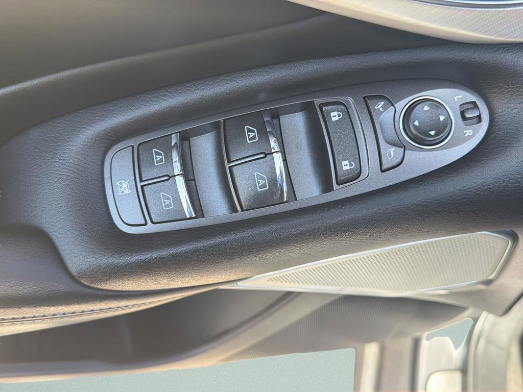 Used 2022 INFINITI Q50 Luxe w/ Cargo Package image 20