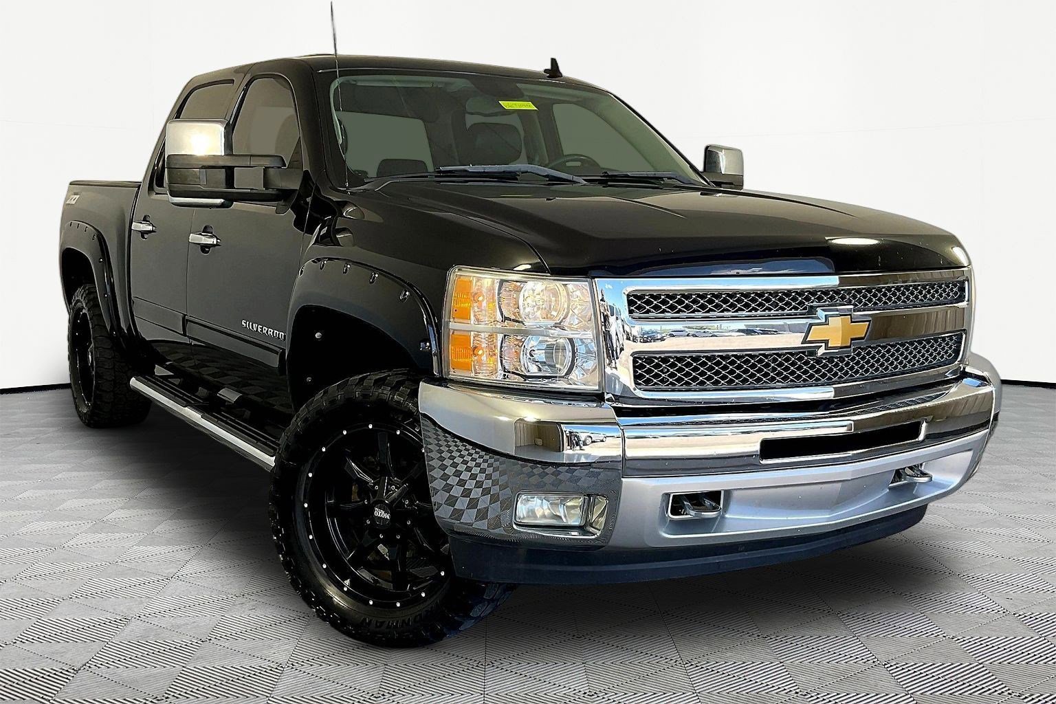 Used 2012 Chevrolet Silverado 1500 LT w/ All-Star Edition AWD/4WD image 3