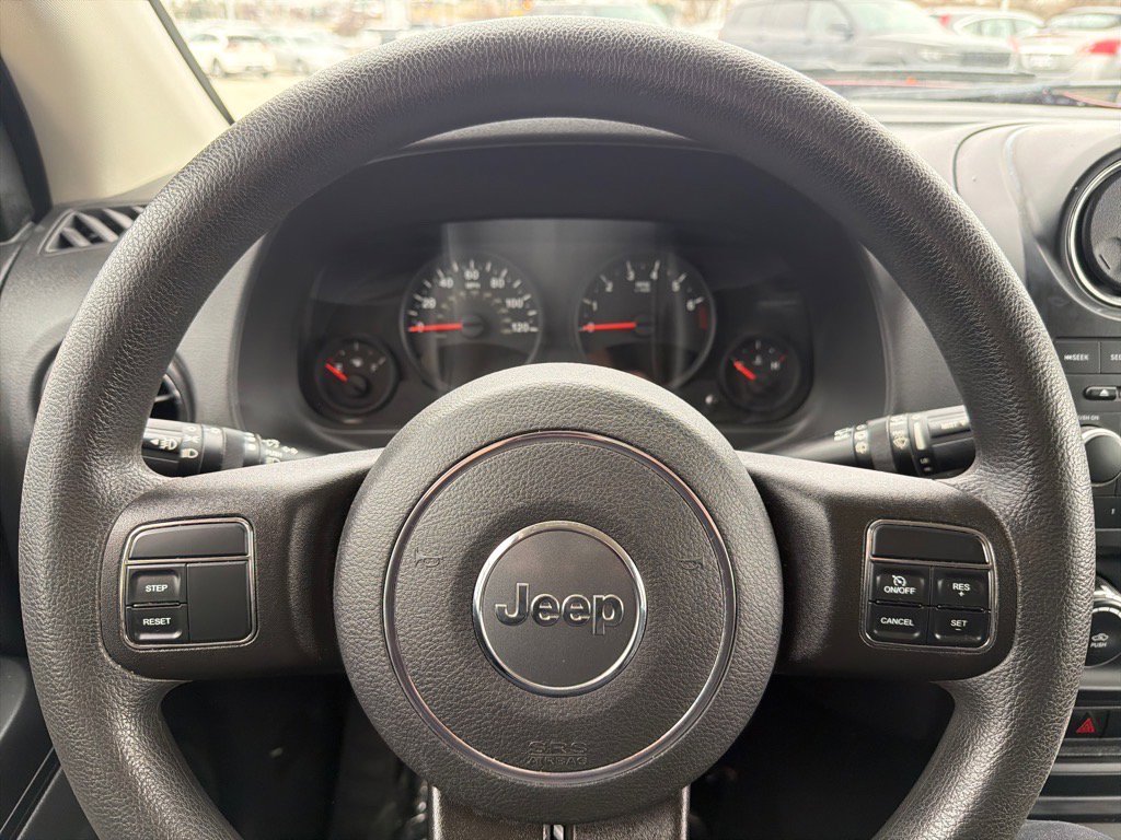 Used 2013 Jeep Compass Sport image 9