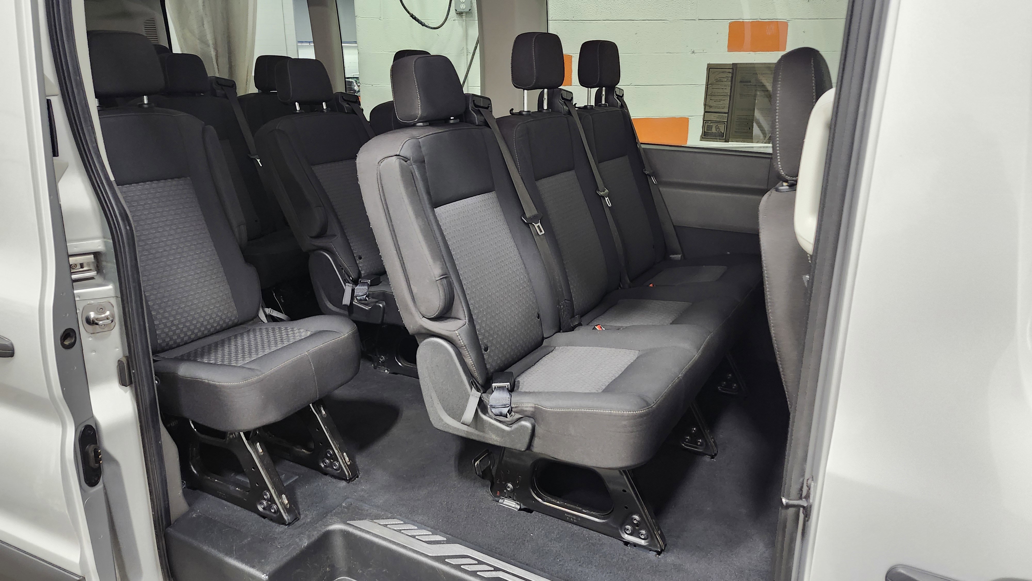 Used 2022 Ford Transit 350 XLT image 20