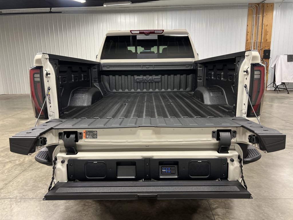 New 2026 GMC Sierra 2500 AT4X AWD/4WD image 11