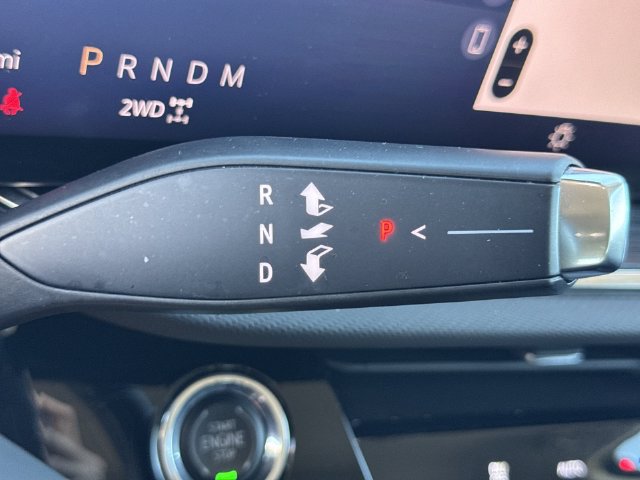 Used 2024 Buick Envision Preferred AWD/4WD image 15