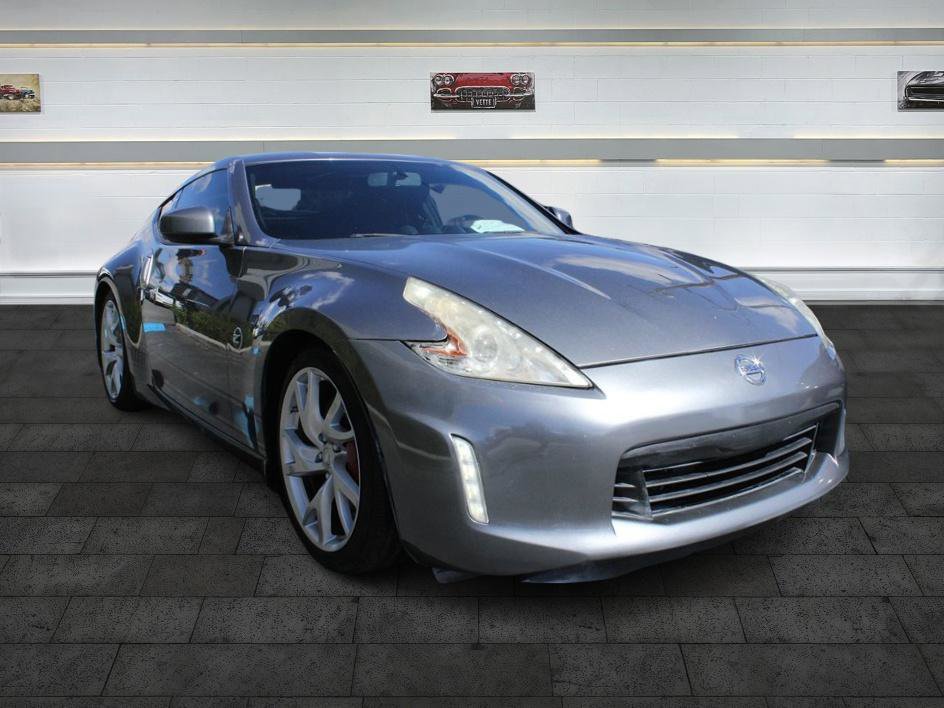 Used 2017 Nissan 370Z w/ Sport Package