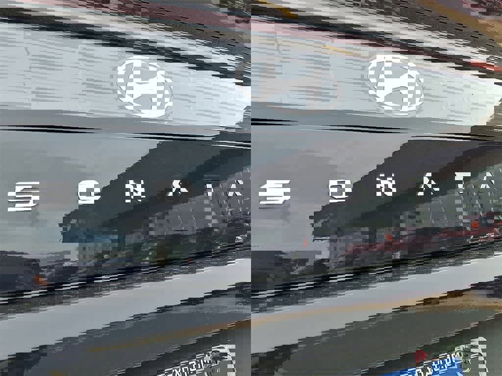 Certified 2025 Hyundai Sonata SE image 28