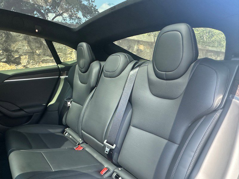 Used 2023 Tesla Model S image 30