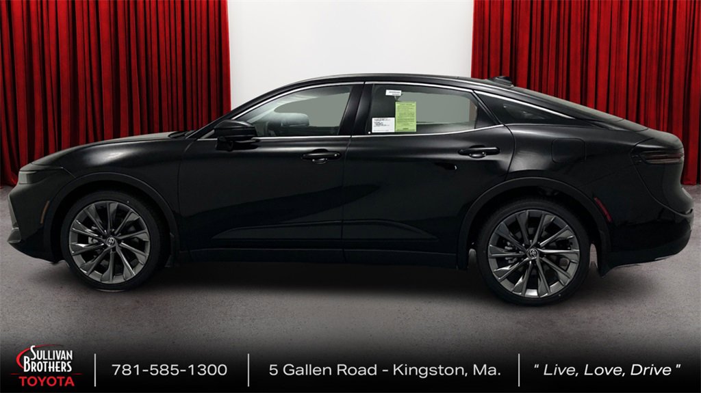 New 2026 Toyota Crown Limited image 8