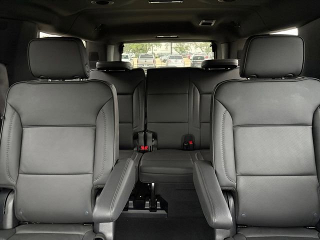 Certified 2025 GMC Yukon XL Denali AWD/4WD image 25
