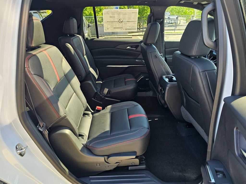 New 2026 Chevrolet Traverse RS AWD/4WD image 12