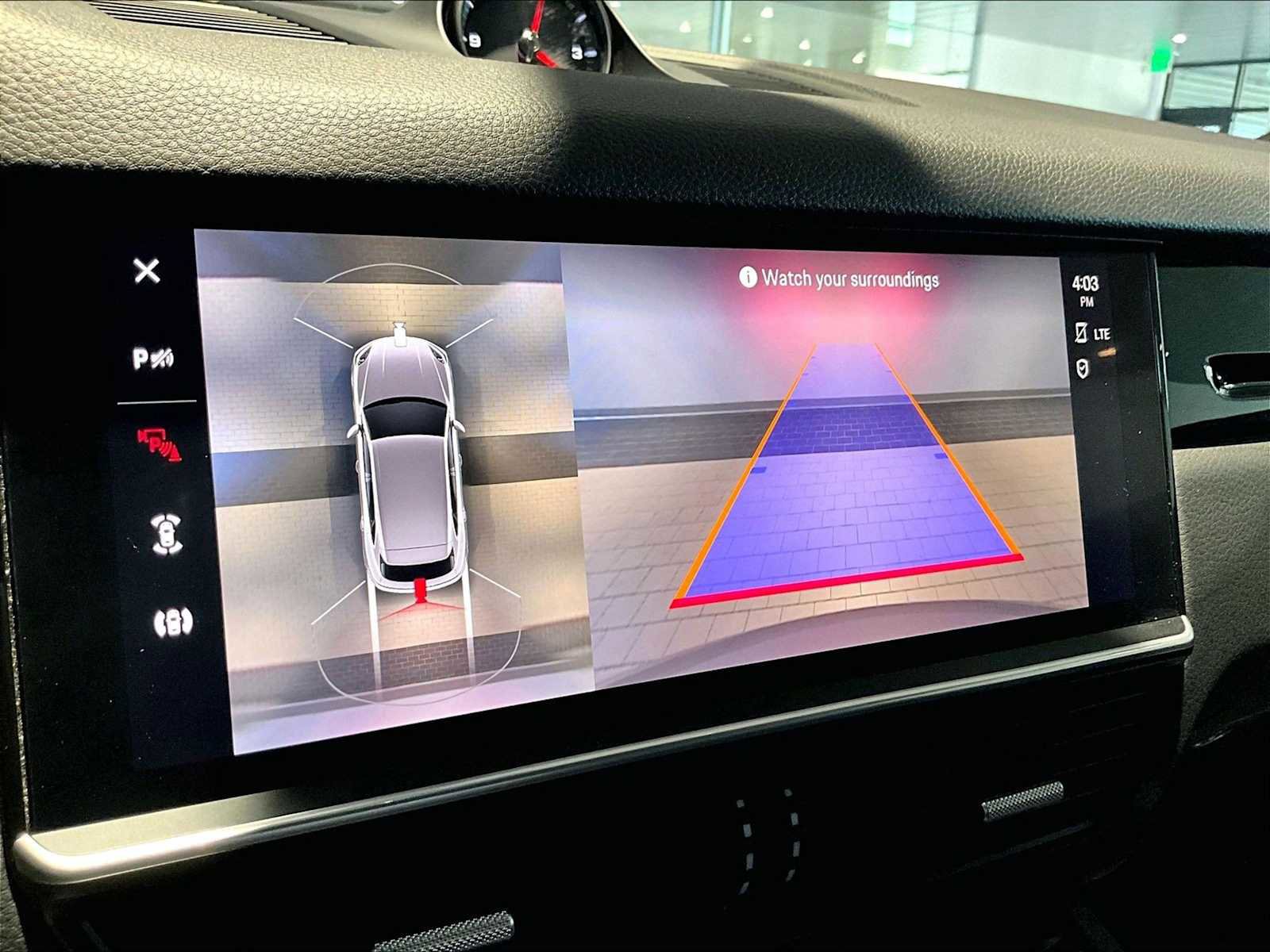 Used 2023 Porsche Cayenne image 28