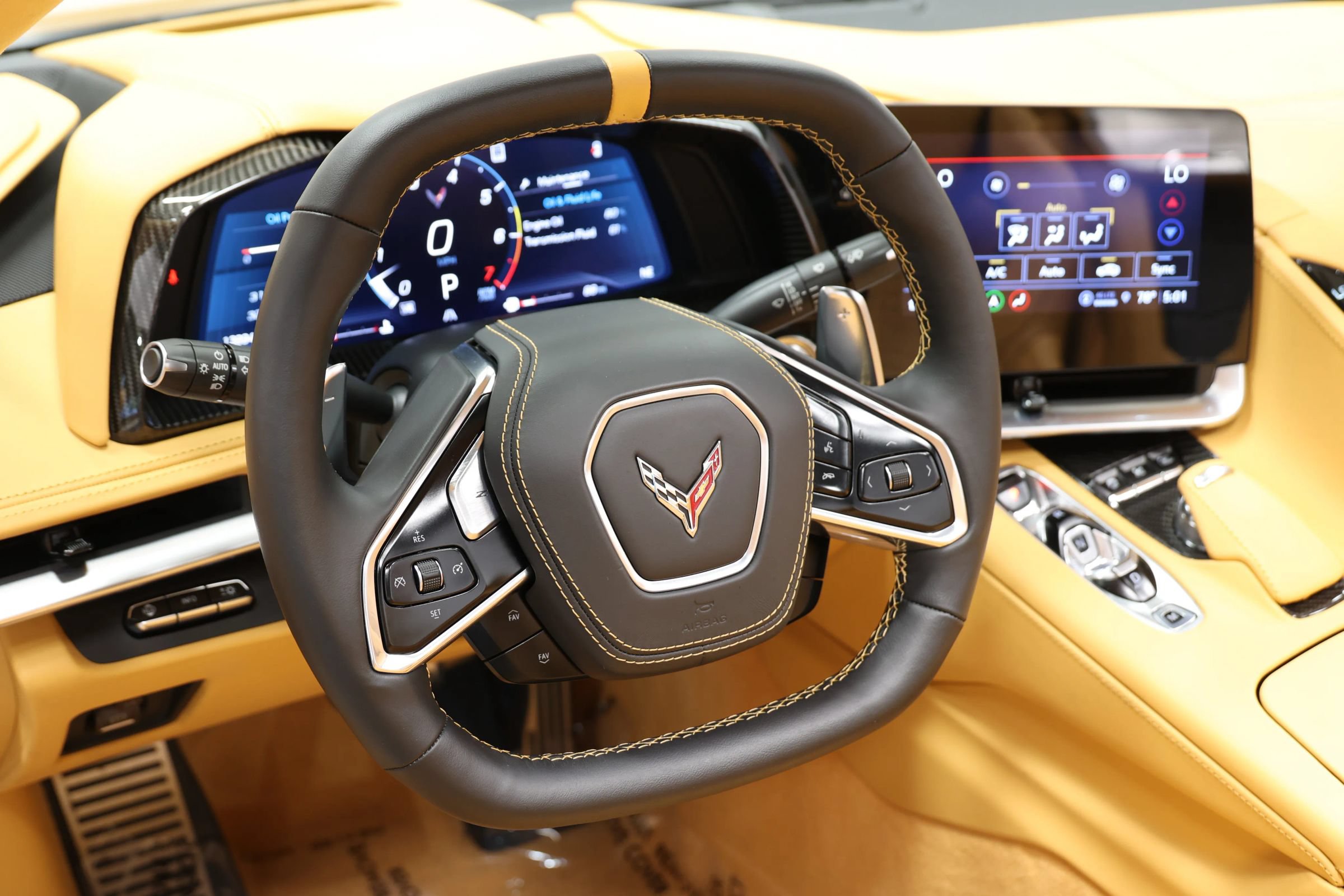 Used 2022 Chevrolet Corvette Stingray Premium Conv w/ Z51 Performance Package RWD image 31