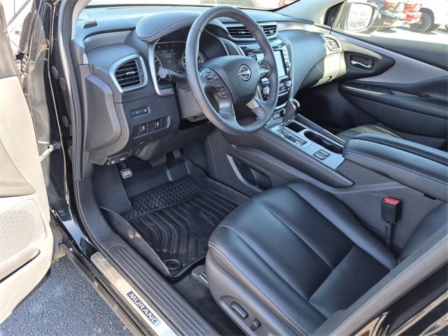 Used 2024 Nissan Murano SV w/ SV Midnight Edition Package image 19