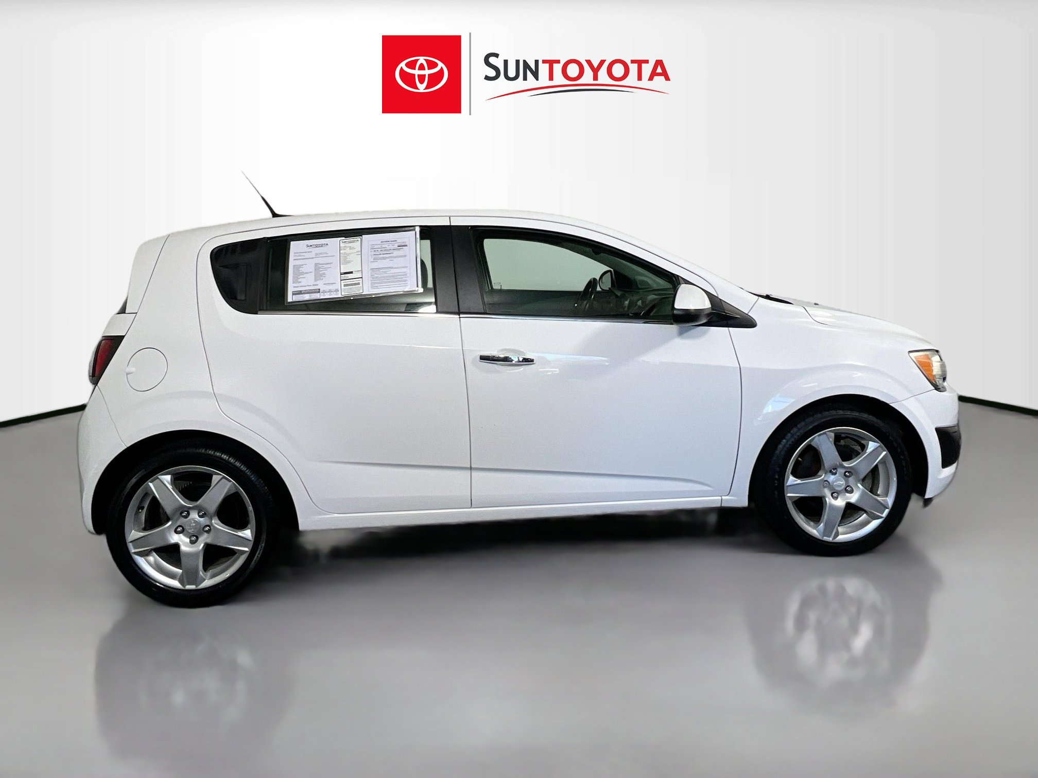 Used 2014 Chevrolet Sonic LTZ image 2