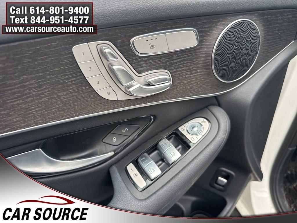 Used 2022 Mercedes-Benz GLC 300 4MATIC image 15