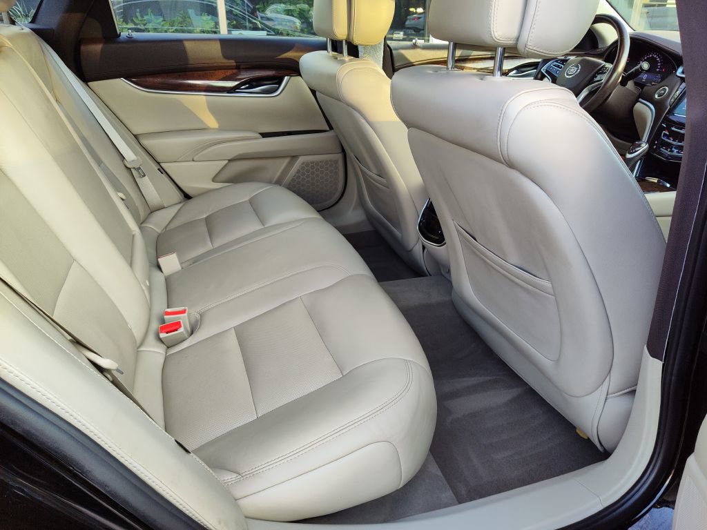 Used 2014 Cadillac XTS Luxury w/ Driver Awareness Package image 16