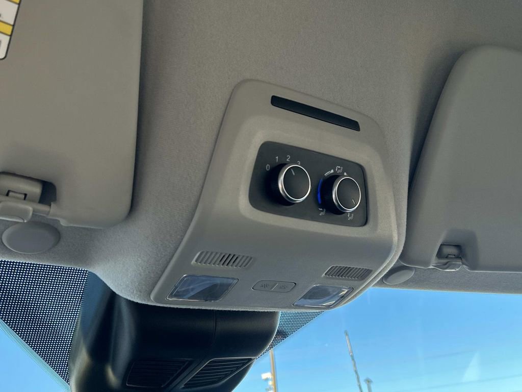 Used 2023 Ford Transit 350 XLT image 23