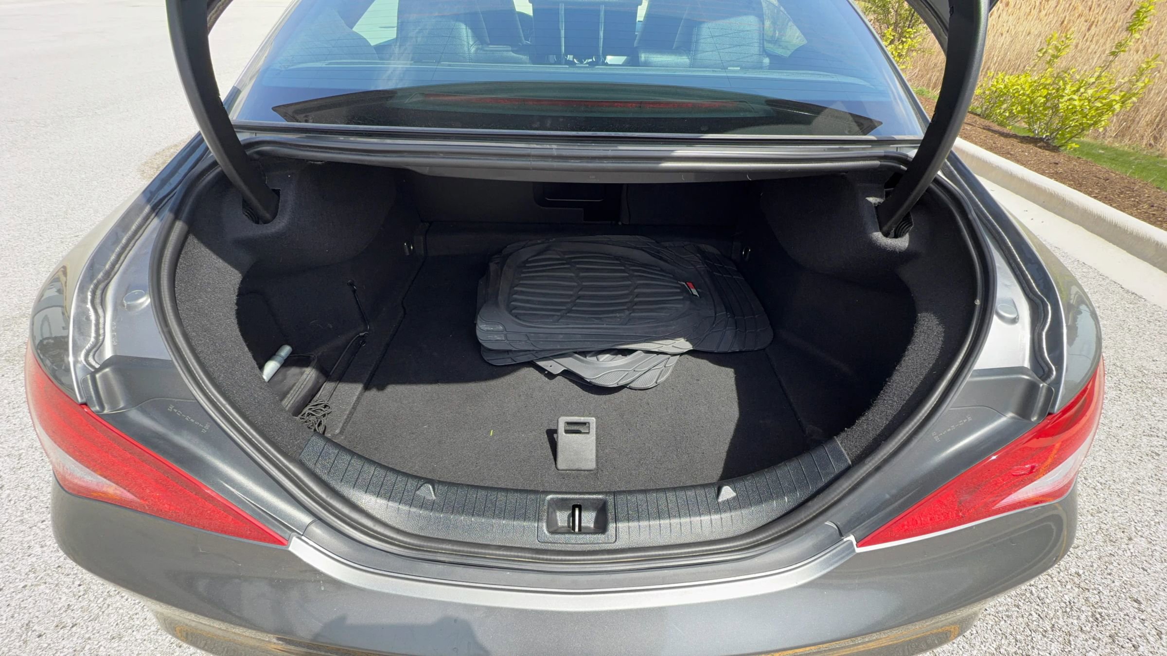 Used 2015 Mercedes-Benz CLA 250 4MATIC image 27