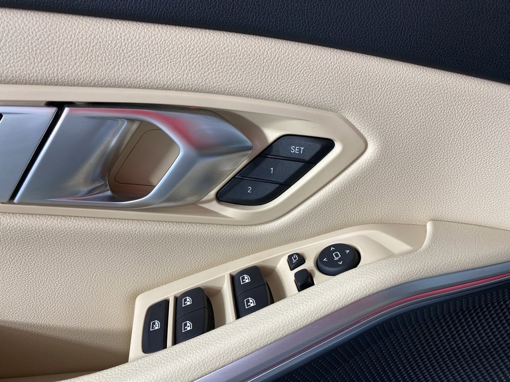 Certified 2023 BMW 330i xDrive Sedan w/ Driving Assistance Package image 17